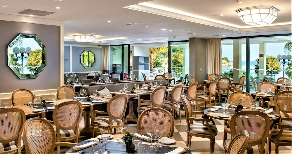 Royal Palm Hotel — Restaurant & bars in Dubrovnik, Dubrovnik-Neretva