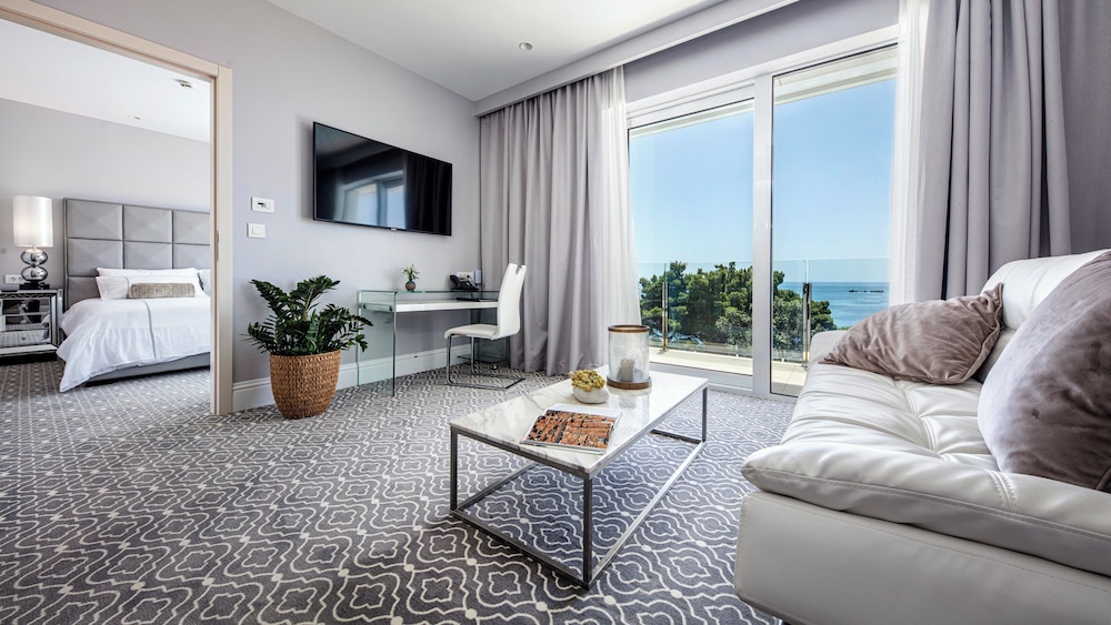 Royal Palm Hotel — Hotel rooms in Dubrovnik, Dubrovnik-Neretva