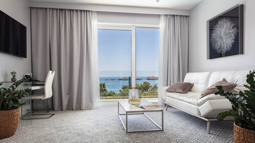 Royal Palm Hotel — Hotel rooms in Dubrovnik, Dubrovnik-Neretva