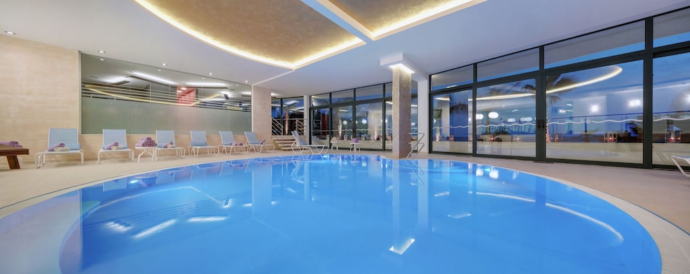 Royal Palm Hotel — Swimming pool in Dubrovnik, Dubrovnik-Neretva