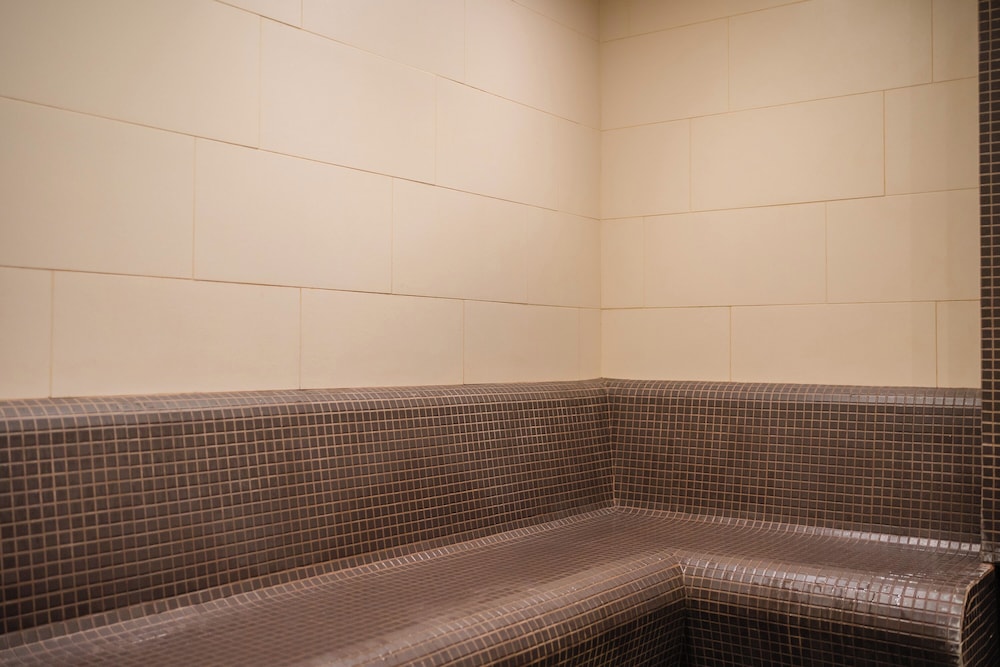 Homaris West Side – Self- Check In — Spa in Berlin, Berlin