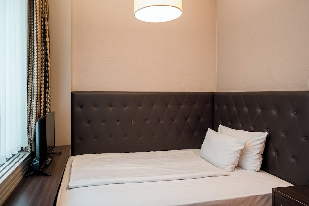 Homaris West Side – Self- Check In — Hotel rooms in Berlin, Berlin