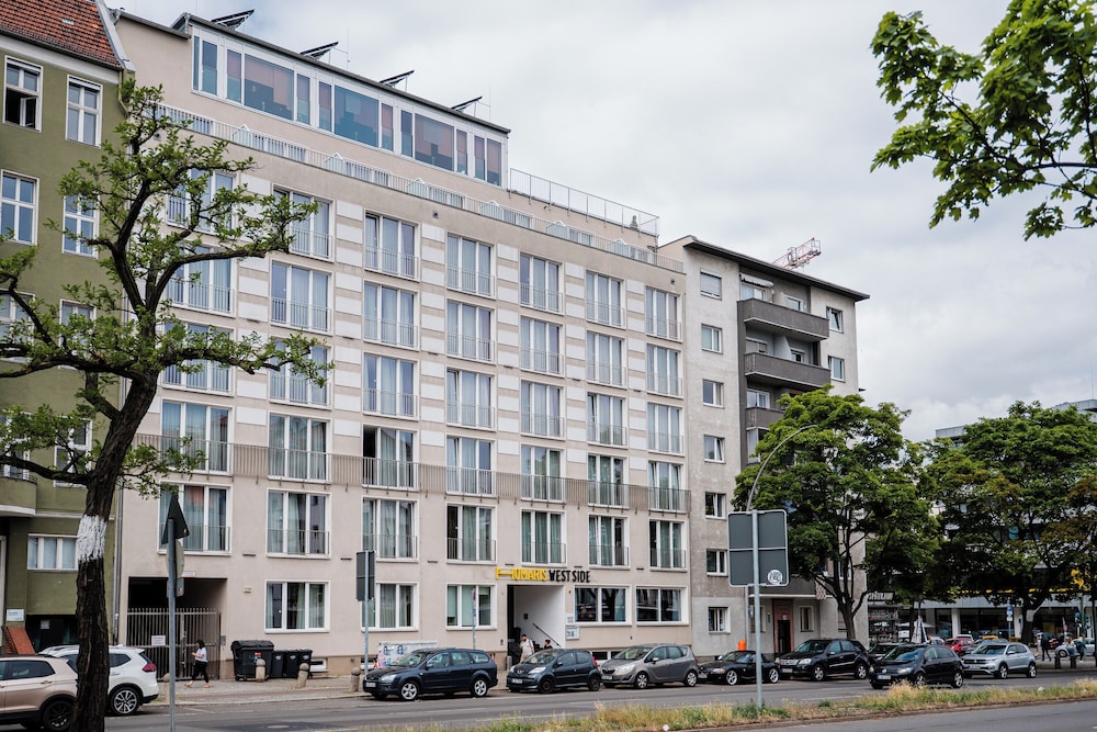 Homaris West Side – Self- Check In — Hotel building in Berlin, Berlin