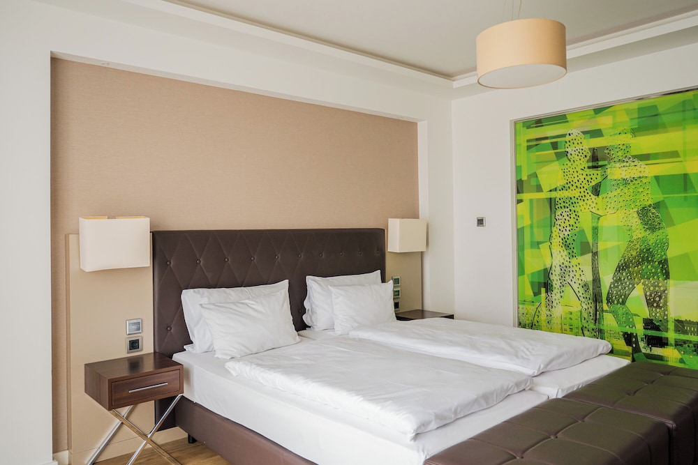 Homaris West Side – Self- Check In — Hotel rooms in Berlin, Berlin