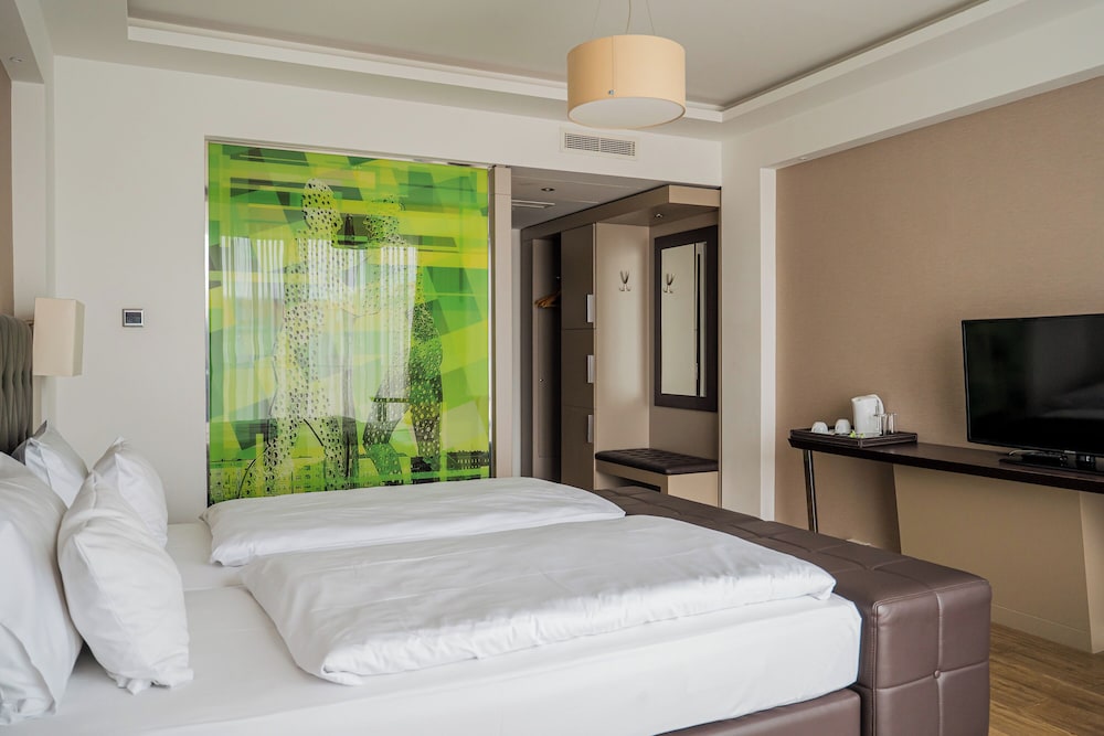 Homaris West Side – Self- Check In — Hotel rooms in Berlin, Berlin