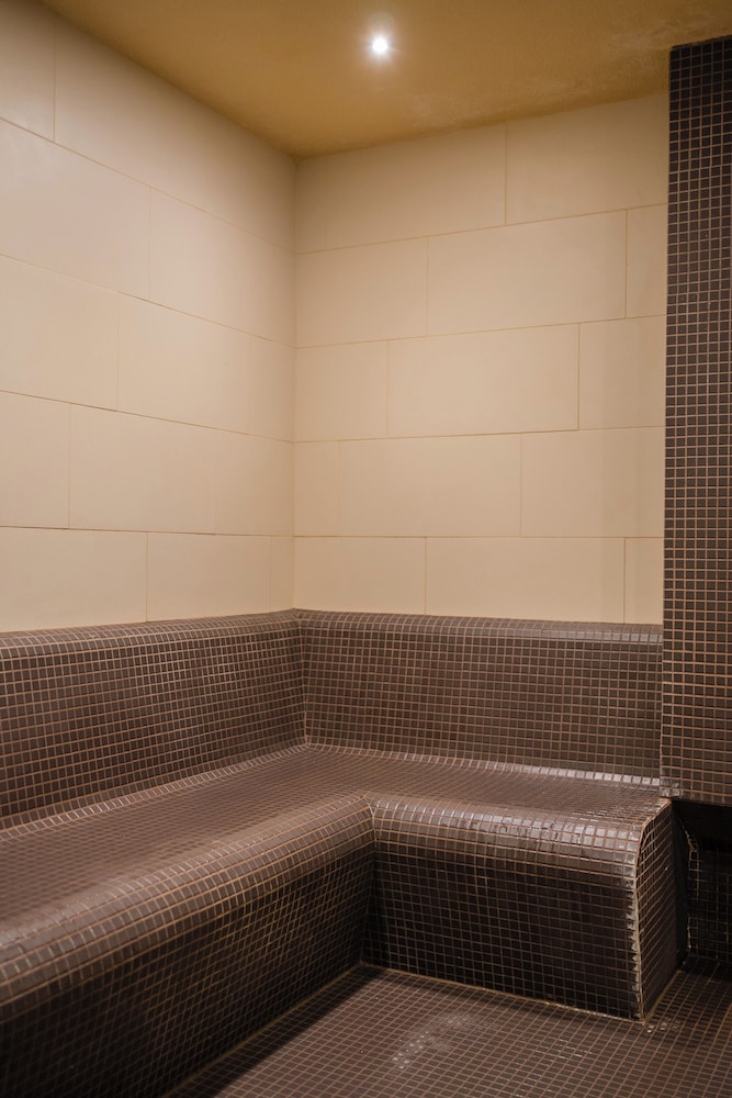 Homaris West Side – Self- Check In — Spa in Berlin, Berlin