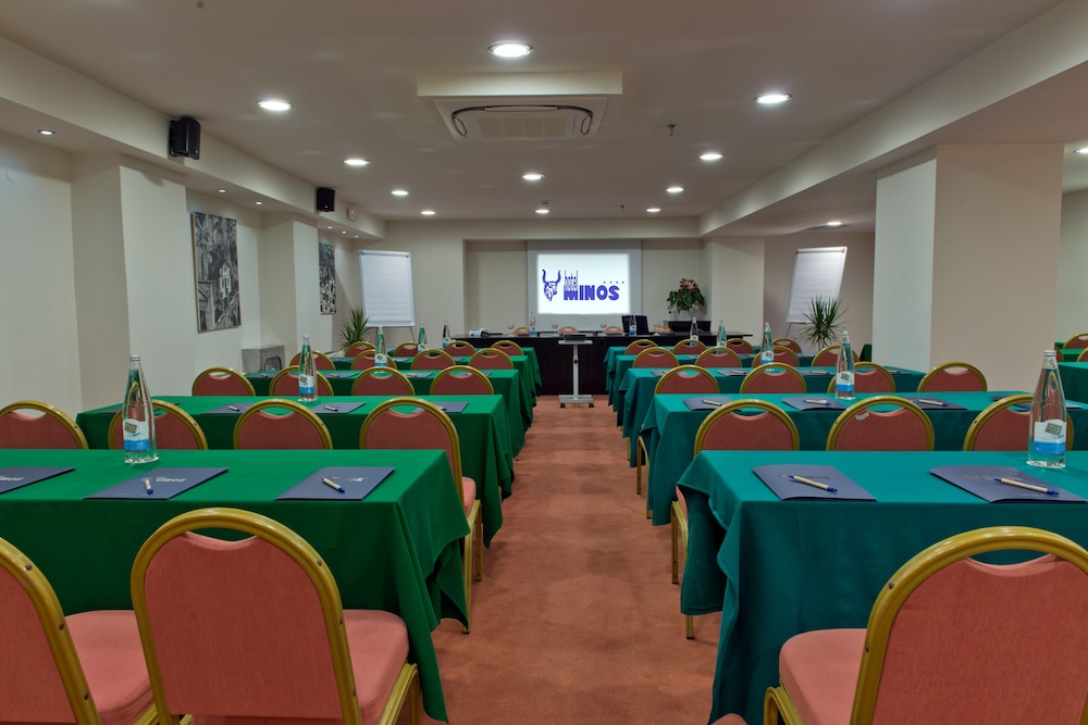 Minos Hotel — Hotel rooms in Rethymnon