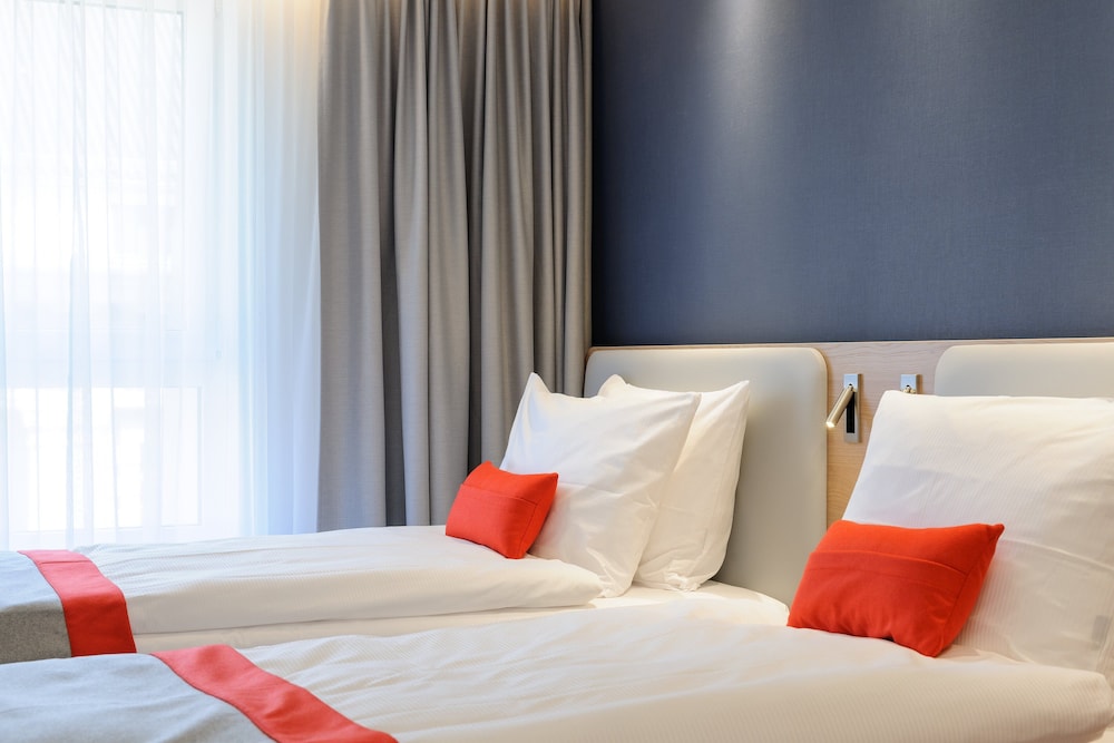 Holiday Inn Express Berlin - Alexanderplatz by IHG — Hotel rooms in Berlin, Berlin