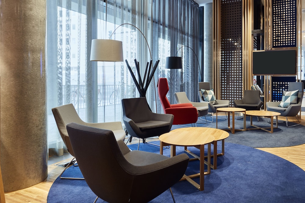 Holiday Inn Express Berlin - Alexanderplatz by IHG — Restaurant & bars in Berlin, Berlin