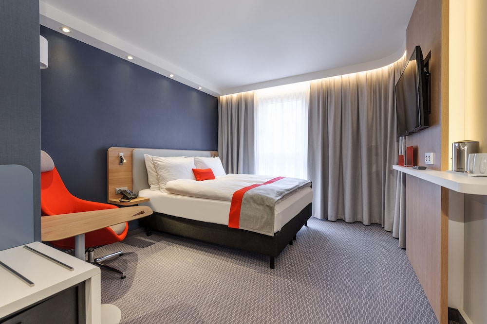 Holiday Inn Express Berlin - Alexanderplatz by IHG — Hotel rooms in Berlin, Berlin