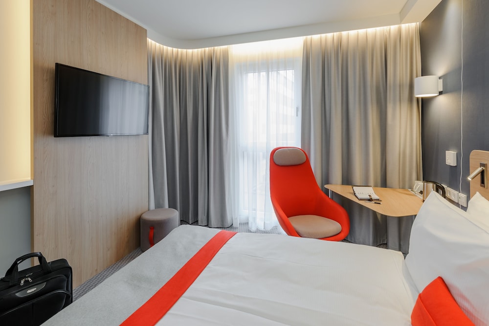 Holiday Inn Express Berlin - Alexanderplatz by IHG — Hotel rooms in Berlin, Berlin