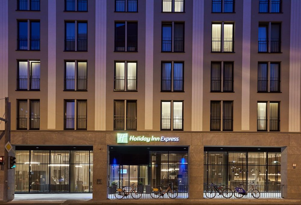Holiday Inn Express Berlin - Alexanderplatz by IHG