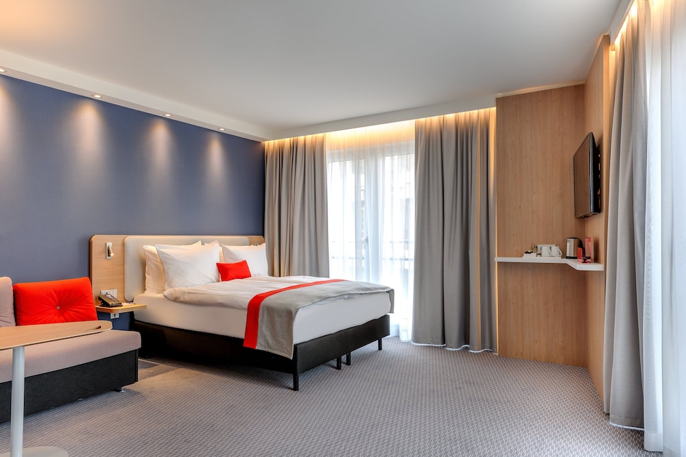 Holiday Inn Express Berlin - Alexanderplatz by IHG — Hotel rooms in Berlin, Berlin