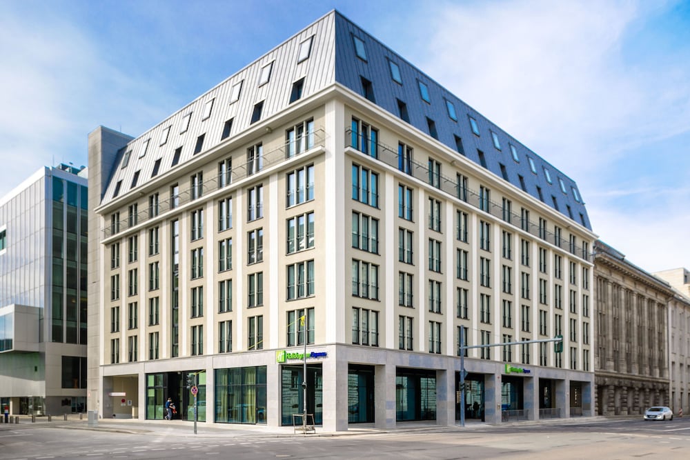 Holiday Inn Express Berlin - Alexanderplatz by IHG — Hotel building in Berlin, Berlin