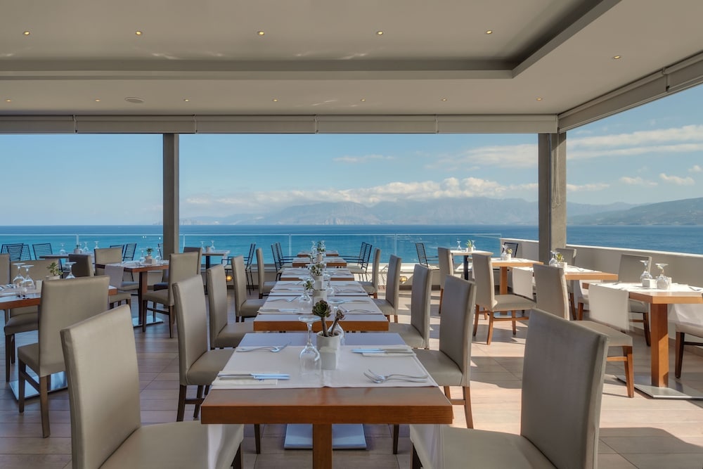 Miramare Resort & Spa — Restaurant & bars in Ammoudara (Agios Nikolaos)