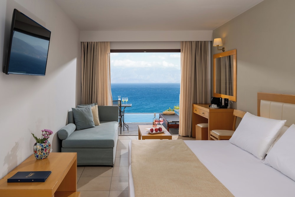 Miramare Resort & Spa — Hotel rooms in Ammoudara (Agios Nikolaos)