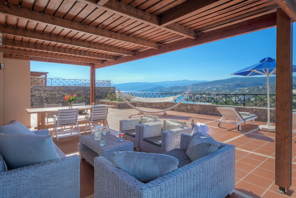 Miramare Resort & Spa — Restaurant & bars in Ammoudara (Agios Nikolaos)