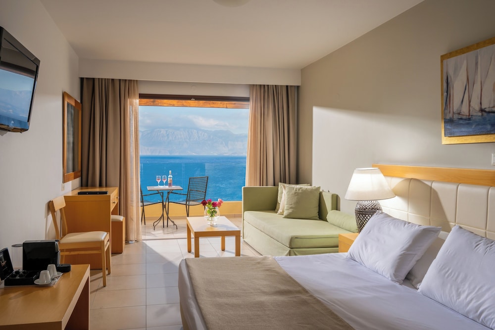 Miramare Resort & Spa — Hotel rooms in Ammoudara (Agios Nikolaos)