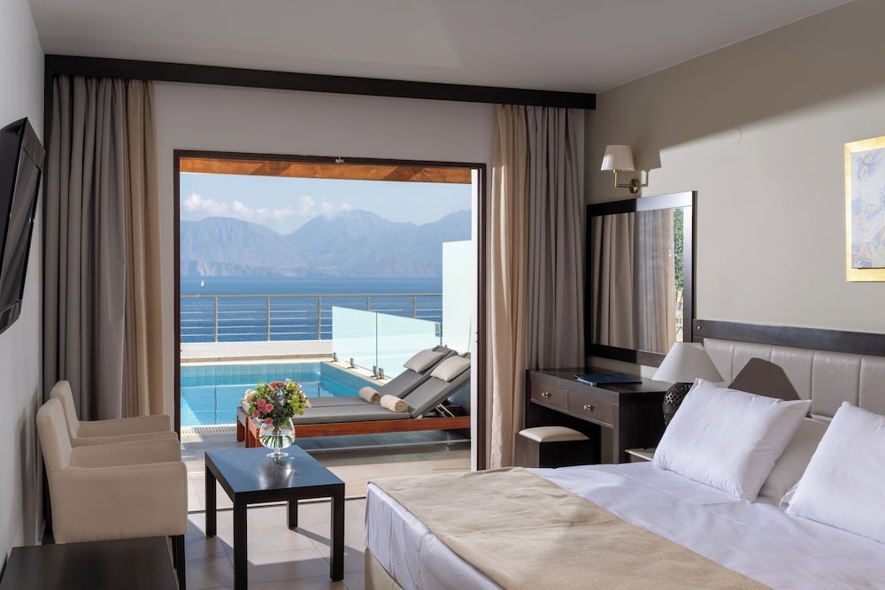 Miramare Resort & Spa — Hotel rooms in Ammoudara (Agios Nikolaos)