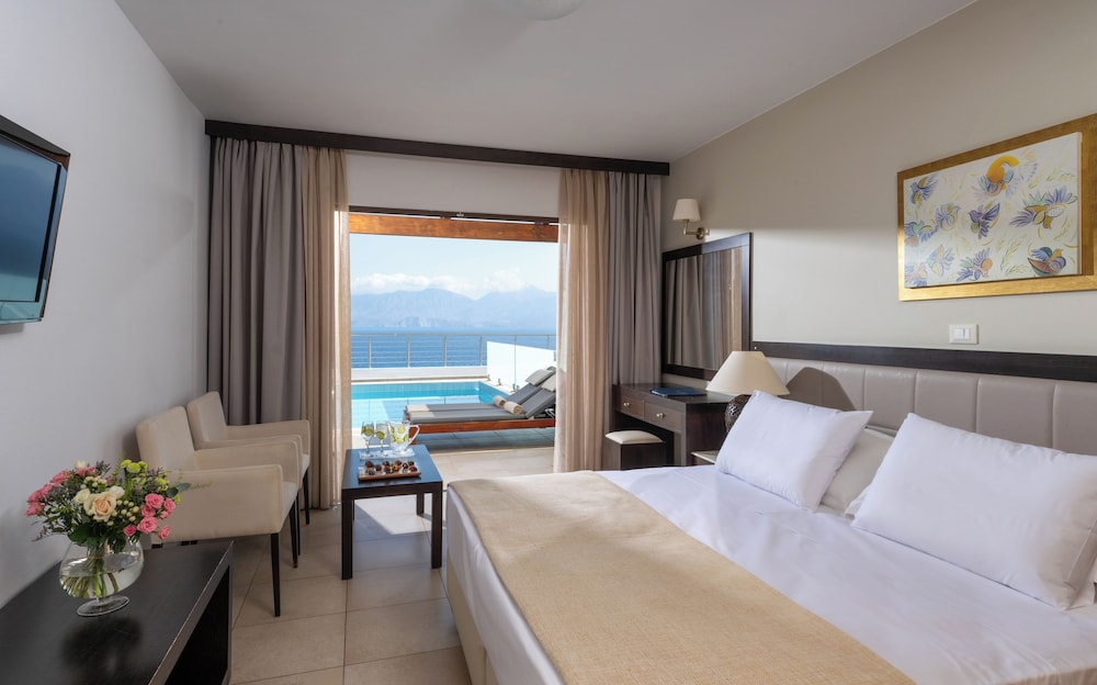 Miramare Resort & Spa — Hotel rooms in Ammoudara (Agios Nikolaos)
