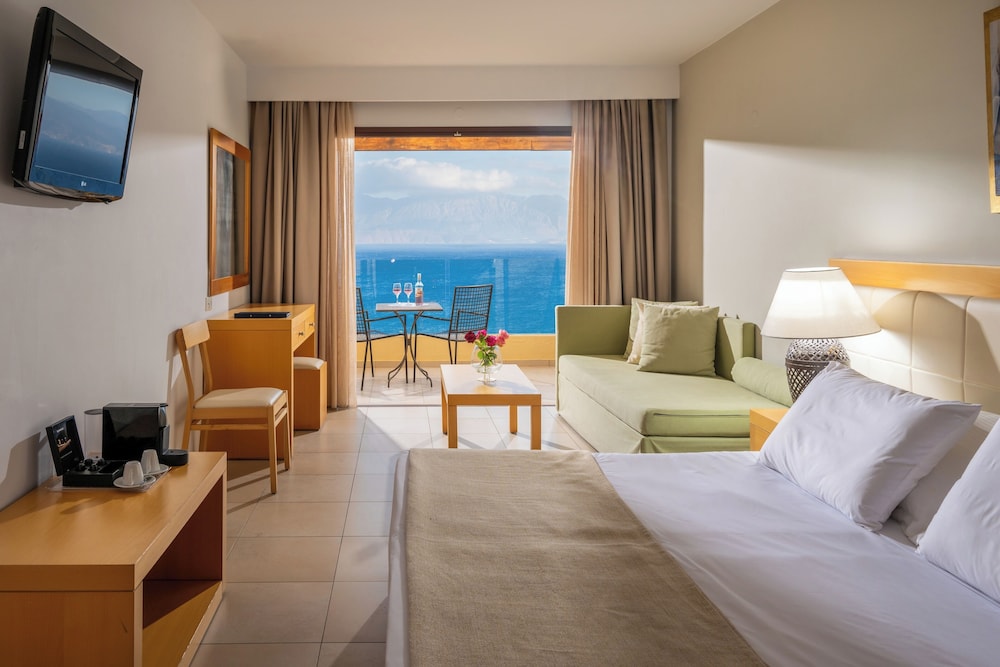 Miramare Resort & Spa — Hotel rooms in Ammoudara (Agios Nikolaos)