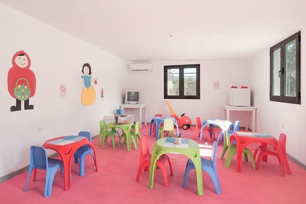 Miramare Resort & Spa — Attractions for children in Ammoudara (Agios Nikolaos)