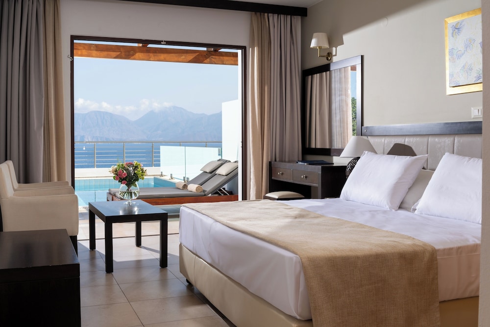 Miramare Resort & Spa — Hotel rooms in Ammoudara (Agios Nikolaos)