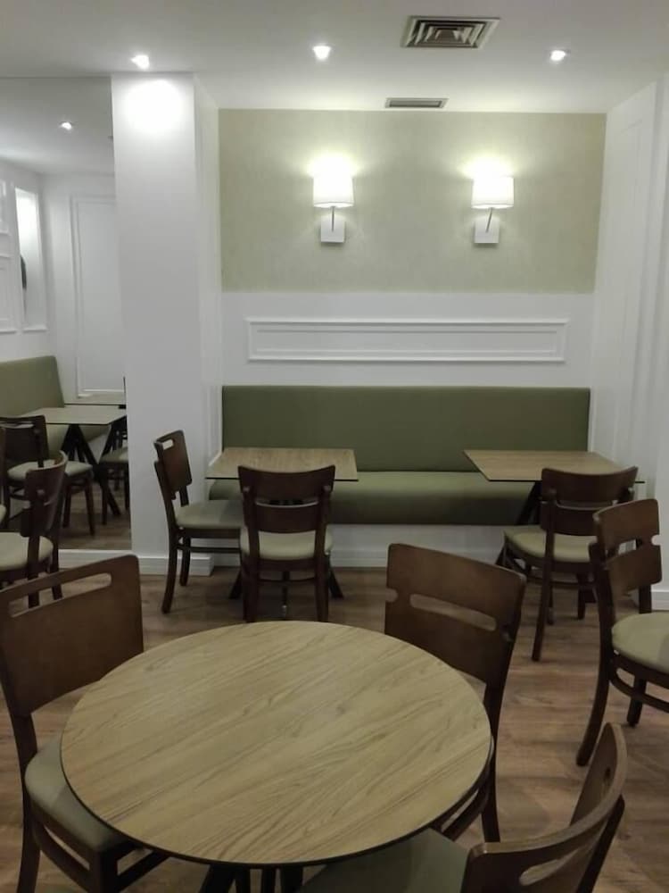 Hotel Do Centro — Restaurant & bars in Funchal, Madeira