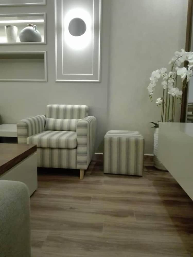 Hotel Do Centro — Hotel rooms in Funchal, Madeira