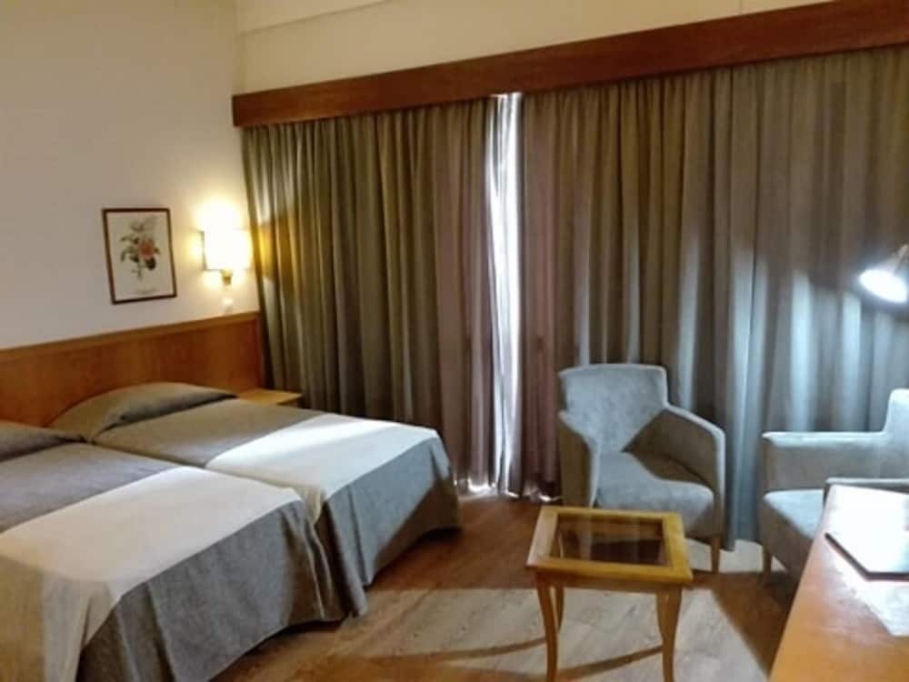 Hotel Do Centro — Hotel rooms in Funchal, Madeira