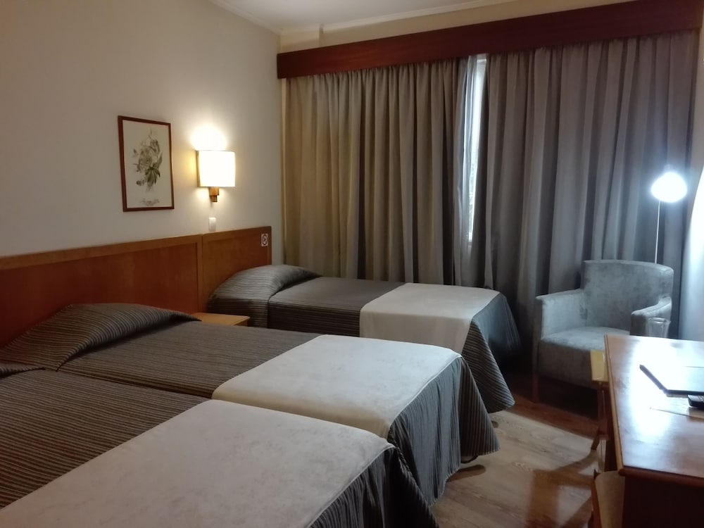 Hotel Do Centro — Hotel rooms in Funchal, Madeira