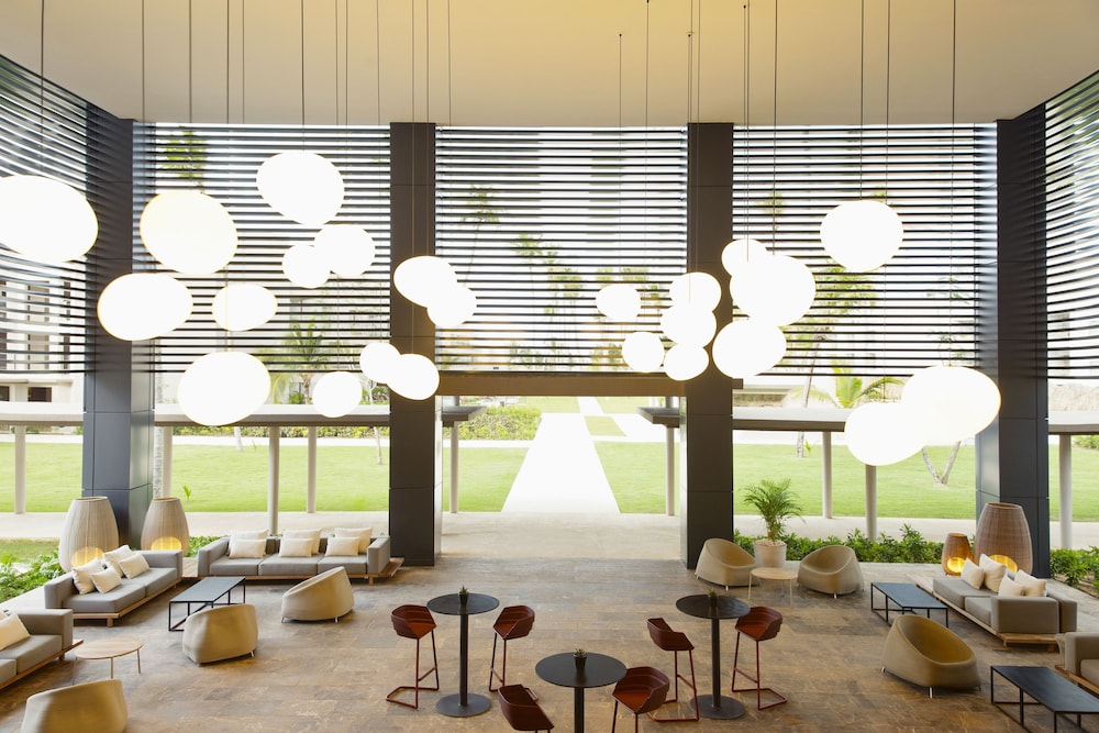 Excellence Carmen Punta Cana - Adults Only All Inclusive — Restaurant & bars in Uvero Alto, La Altagracia