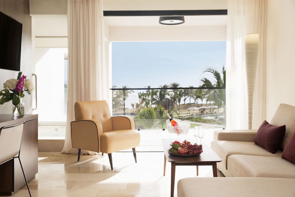 Excellence Carmen Punta Cana - Adults Only All Inclusive — Hotel rooms in Uvero Alto, La Altagracia