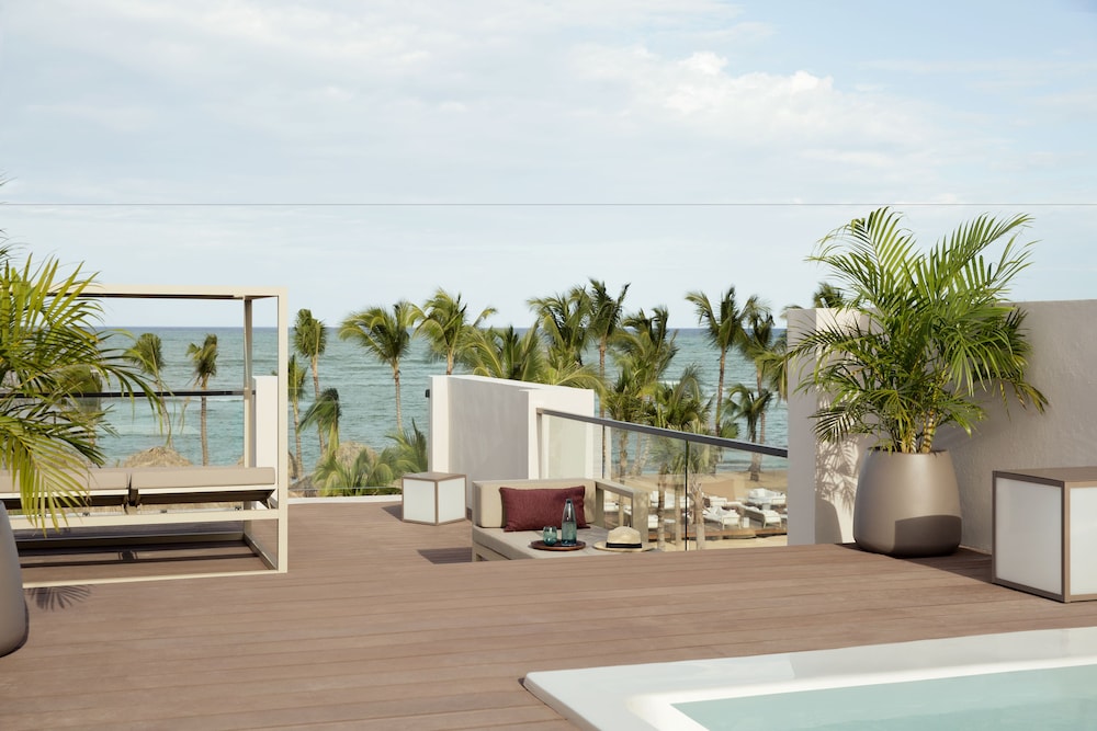 Excellence Carmen Punta Cana - Adults Only All Inclusive — Beach in Uvero Alto, La Altagracia