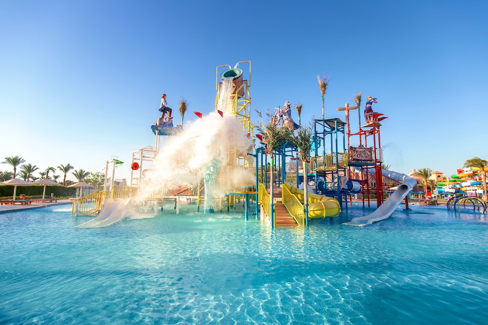 Pickalbatros Aqua Blu Resort - Hurghada — Attractions for children in Hurghada, Red Sea
