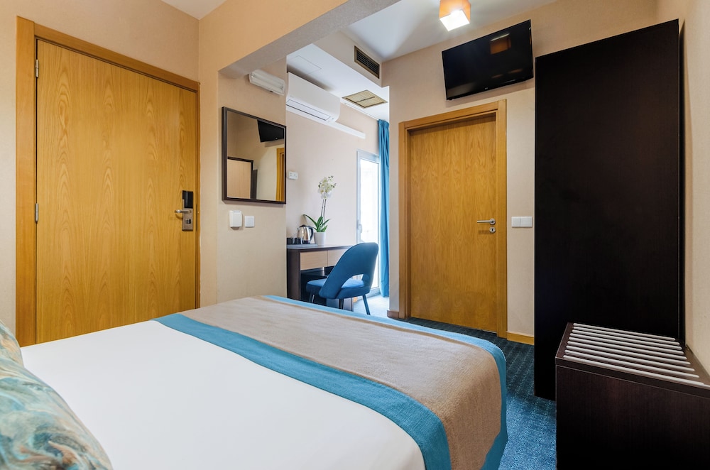 Hotel DAH - Dom Afonso Henriques — Hotel rooms in Lisbon, Lisboa