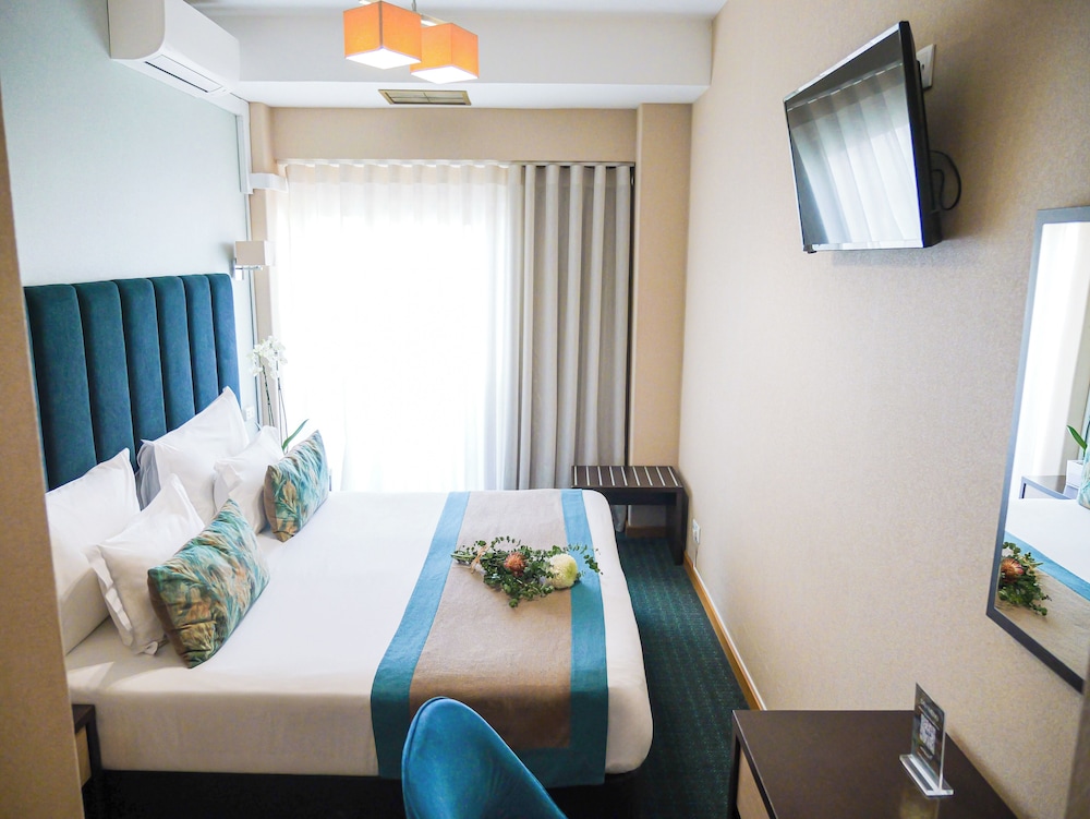 Hotel DAH - Dom Afonso Henriques — Hotel rooms in Lisbon, Lisboa