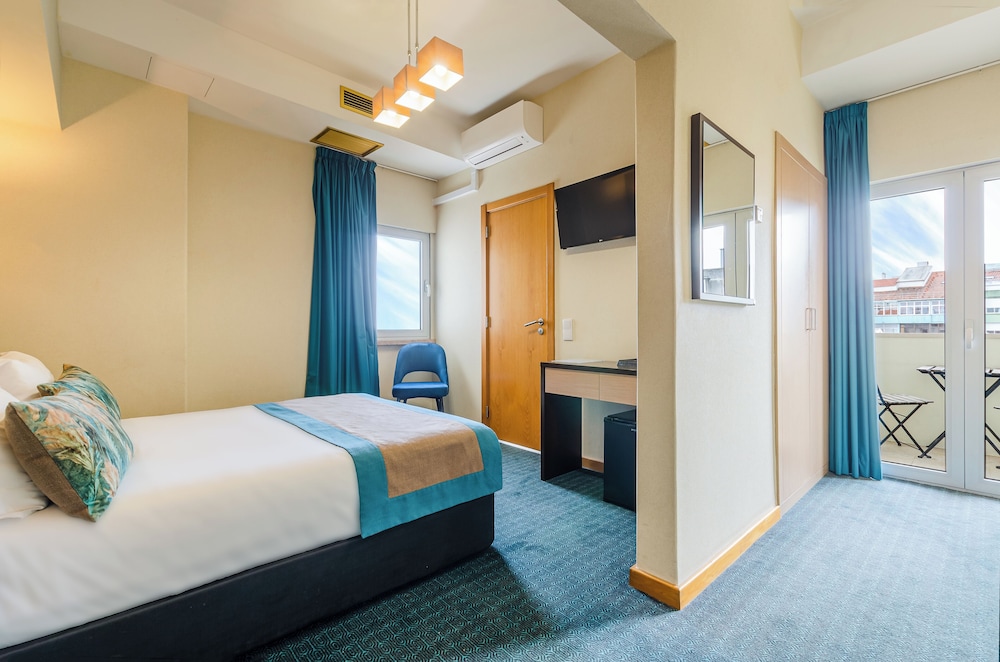 Hotel DAH - Dom Afonso Henriques — Hotel rooms in Lisbon, Lisboa
