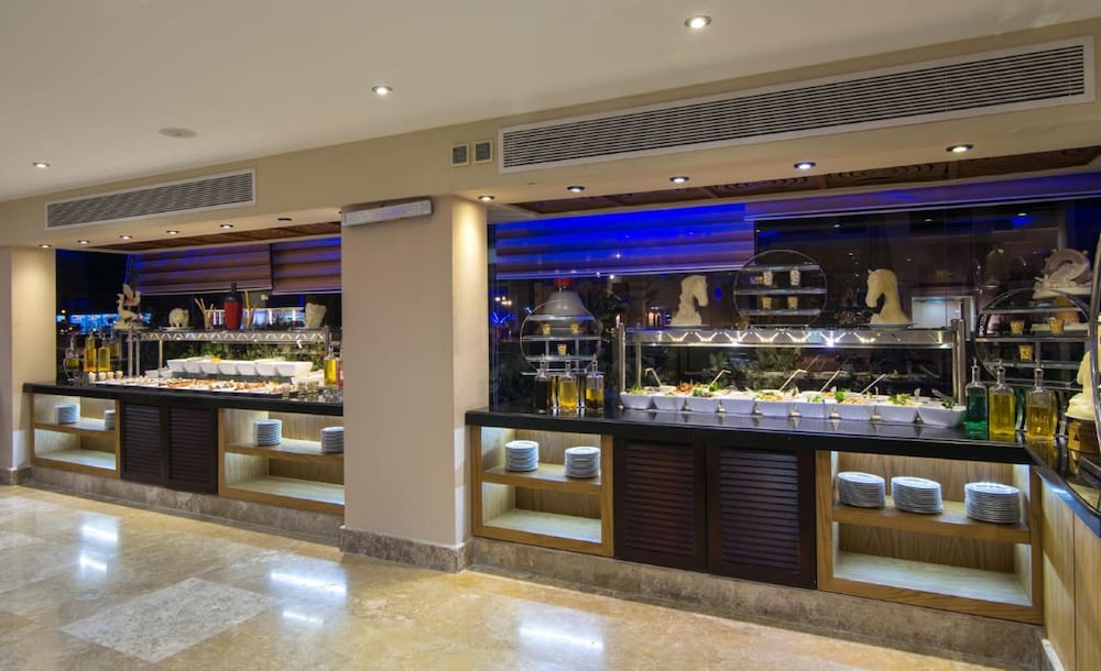 Gravity Hotel & Aqua Park Hurghada  Families and Couples Only — Restaurant & bars in Hurghada, Red Sea