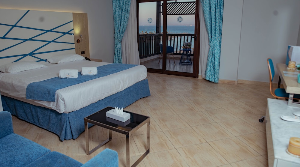 Gravity Hotel & Aqua Park Hurghada  Families and Couples Only — Hotel rooms in Hurghada, Red Sea