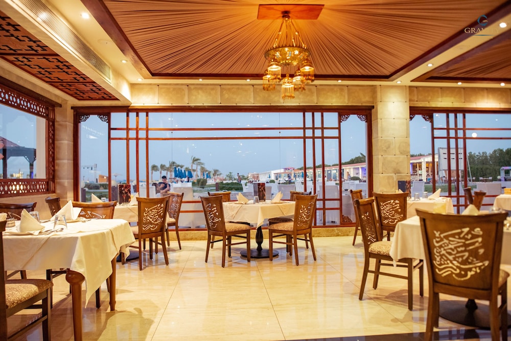 Gravity Hotel & Aqua Park Hurghada  Families and Couples Only — Restaurant & bars in Hurghada, Red Sea