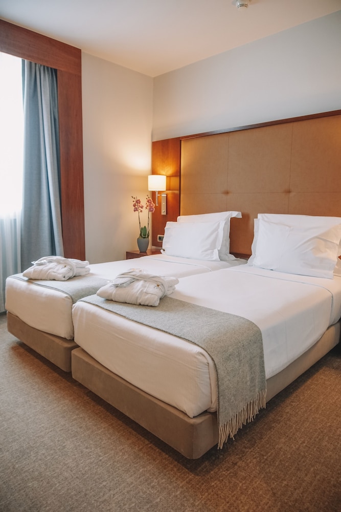 Dom Carlos Liberty Hotel — Hotel rooms in Lisbon, Lisboa