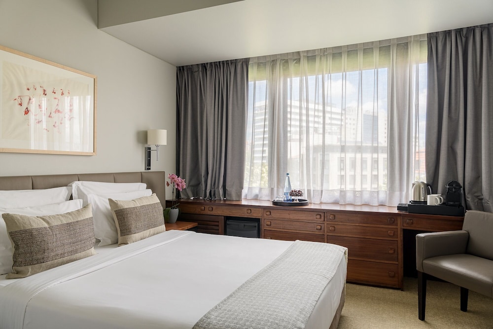 Hotel Dom Carlos Park — Hotel rooms in Lisbon, Lisboa