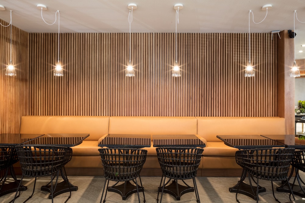 Hotel Dom Carlos Park — Restaurant & bars in Lisbon, Lisboa