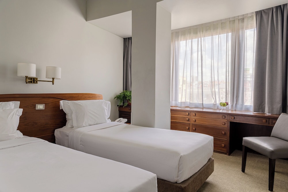 Hotel Dom Carlos Park — Hotel rooms in Lisbon, Lisboa
