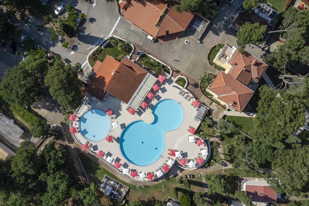 Apartments Bellevue Plava Laguna — Swimming pool in Poreč, Istria