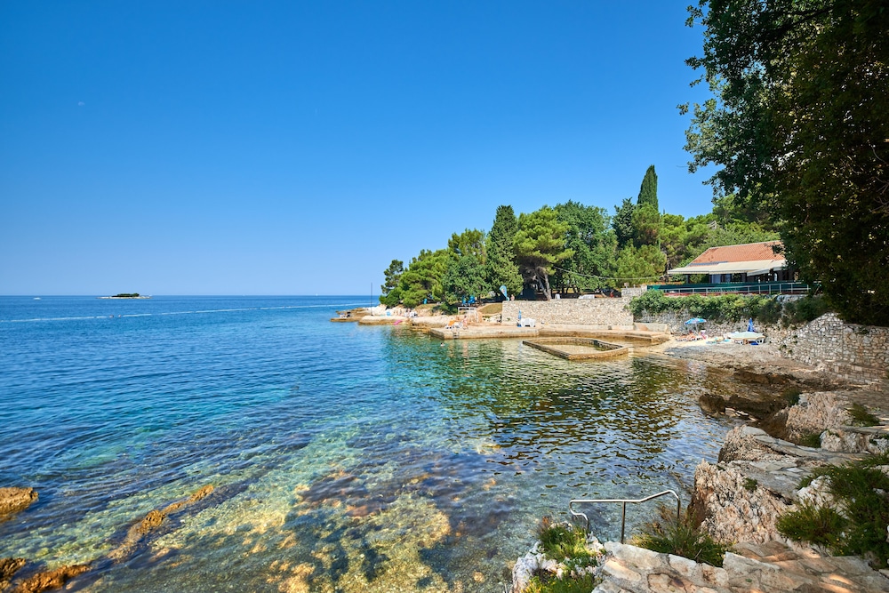 Apartments Bellevue Plava Laguna — Beach in Poreč, Istria