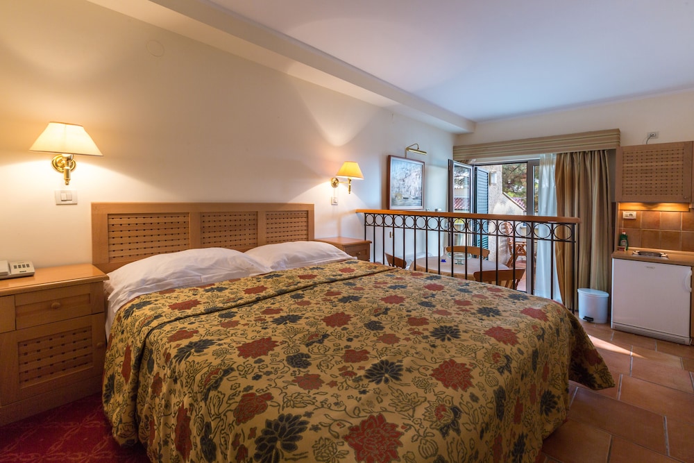 Apartments Bellevue Plava Laguna — Hotel rooms in Poreč, Istria