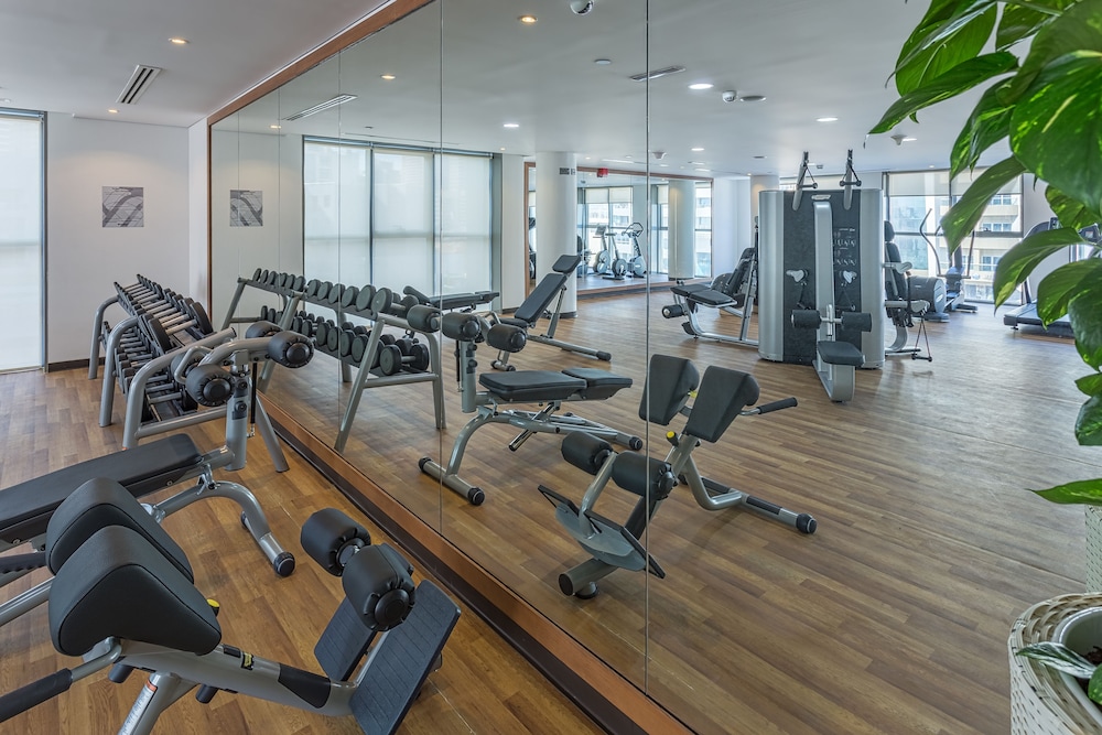 The First Collection Marina, Dubai, a Tribute Portfolio Hotel — Sports & recreation in Dubai