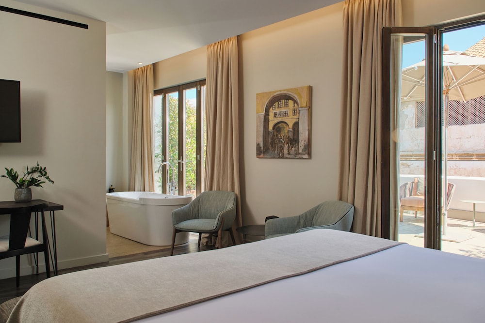 Sant Jaume Design Hotel — Hotel rooms in Palma de Mallorca, Balearic Islands